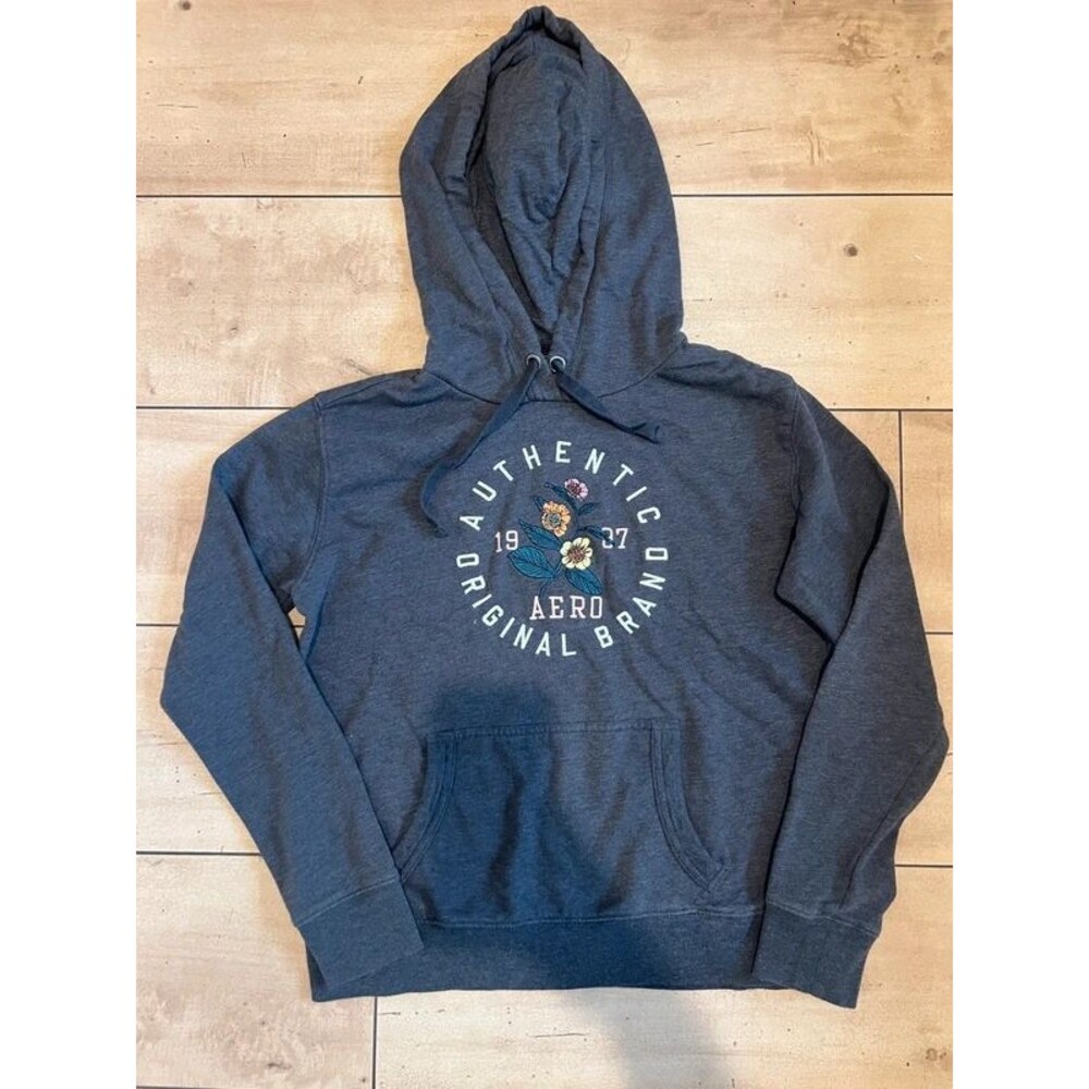 Aeropostale Floral Pullover Hoodie – Size Medium